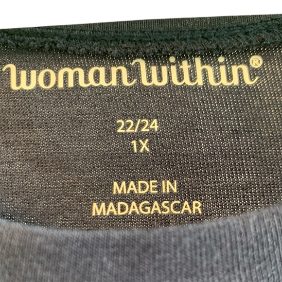 Woman Within Blue Cold Shoulder Floral Embroidered Sleeves Top Size 22/24 1X - Picture 6 of 6